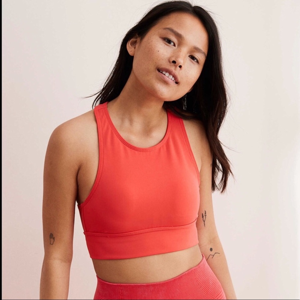 aerie Chill Play Move High-Neck Coral Sports Bra - Women’s S